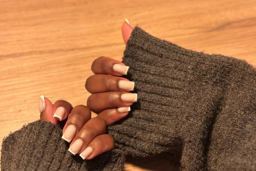 Onglerie – Beauté des mains et des pieds à l’ivoirienne